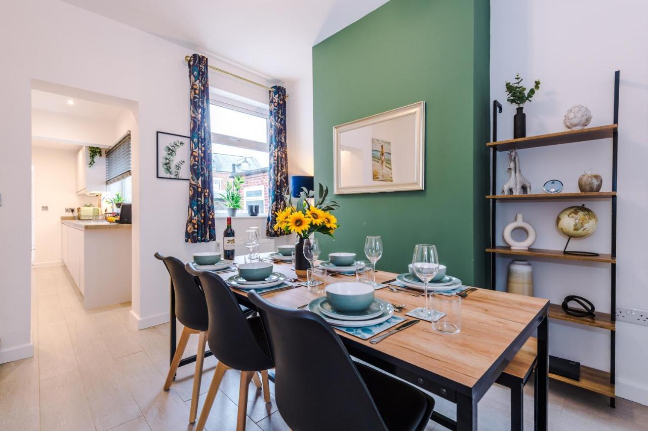 Stunning 3-Bed Home In Nantwich By 53 Degrees Property - Amazing Location, Ideal For Groups - Sleeps 6 Buitenkant foto