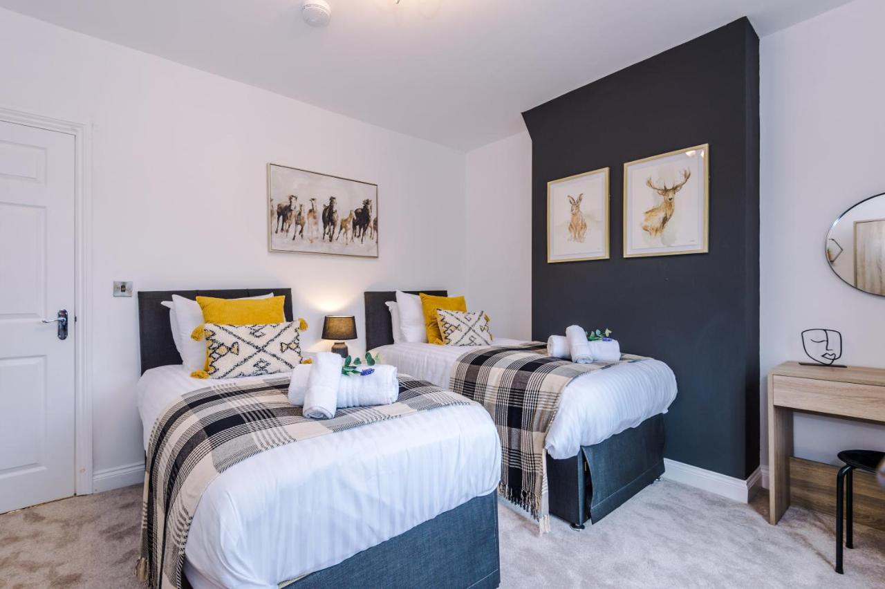 Stunning 3-Bed Home In Nantwich By 53 Degrees Property - Amazing Location, Ideal For Groups - Sleeps 6 Buitenkant foto