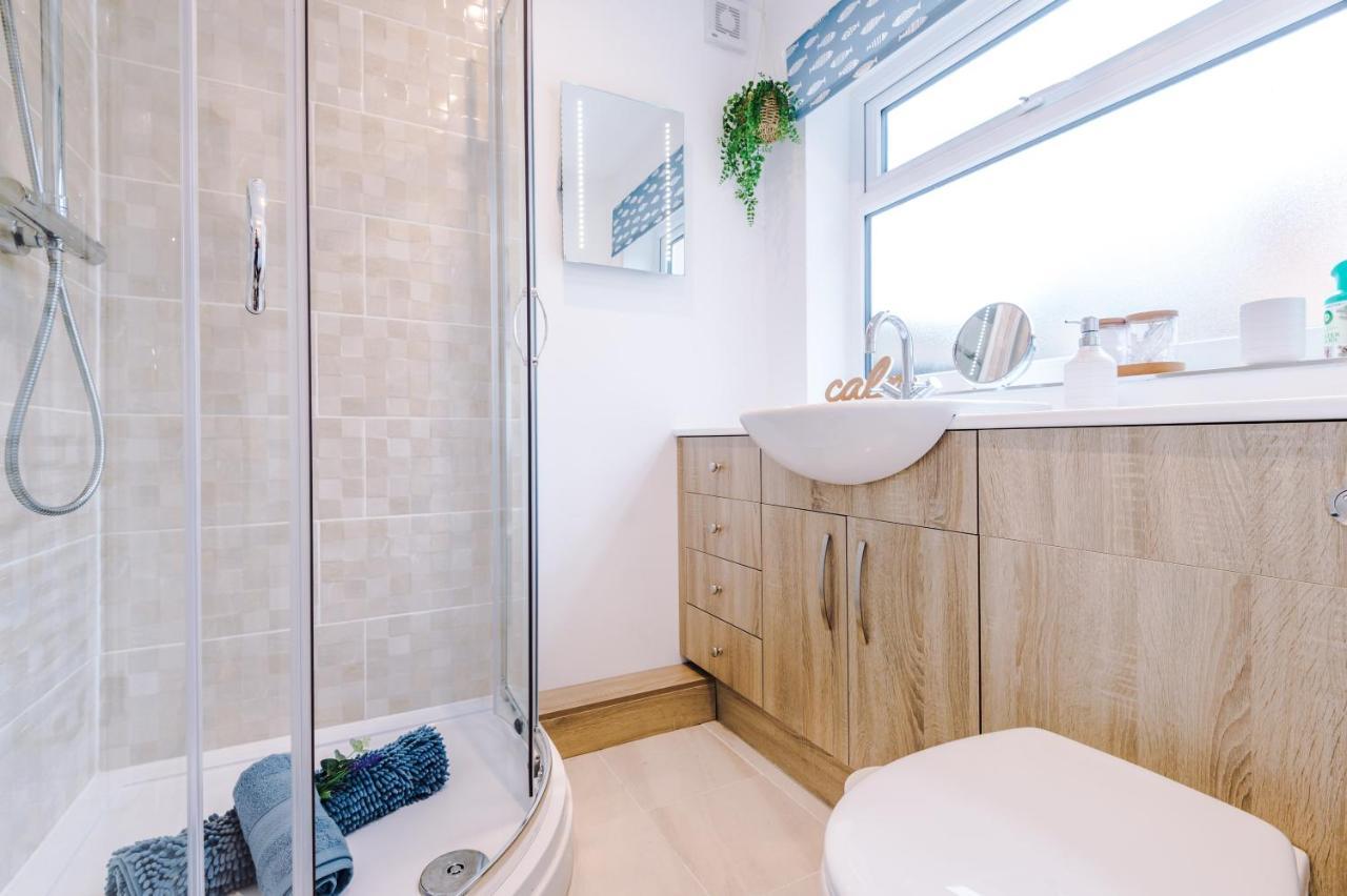 Stunning 3-Bed Home In Nantwich By 53 Degrees Property - Amazing Location, Ideal For Groups - Sleeps 6 Buitenkant foto